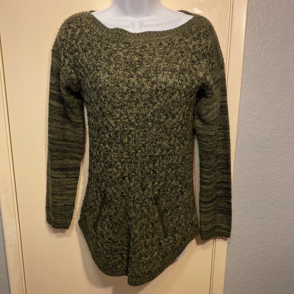 Hooked Up by IOT - oversized knit sweater 🌺 3/$20